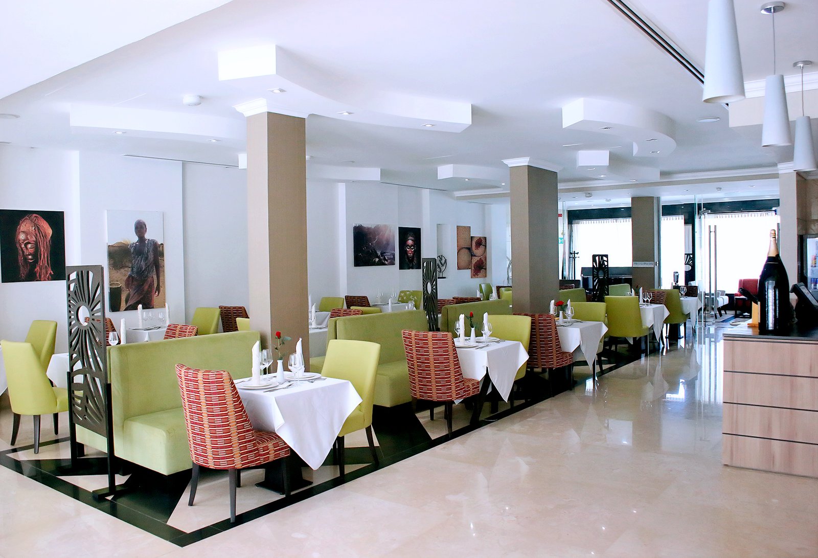 Restaurante – Chik Chik Saurimo